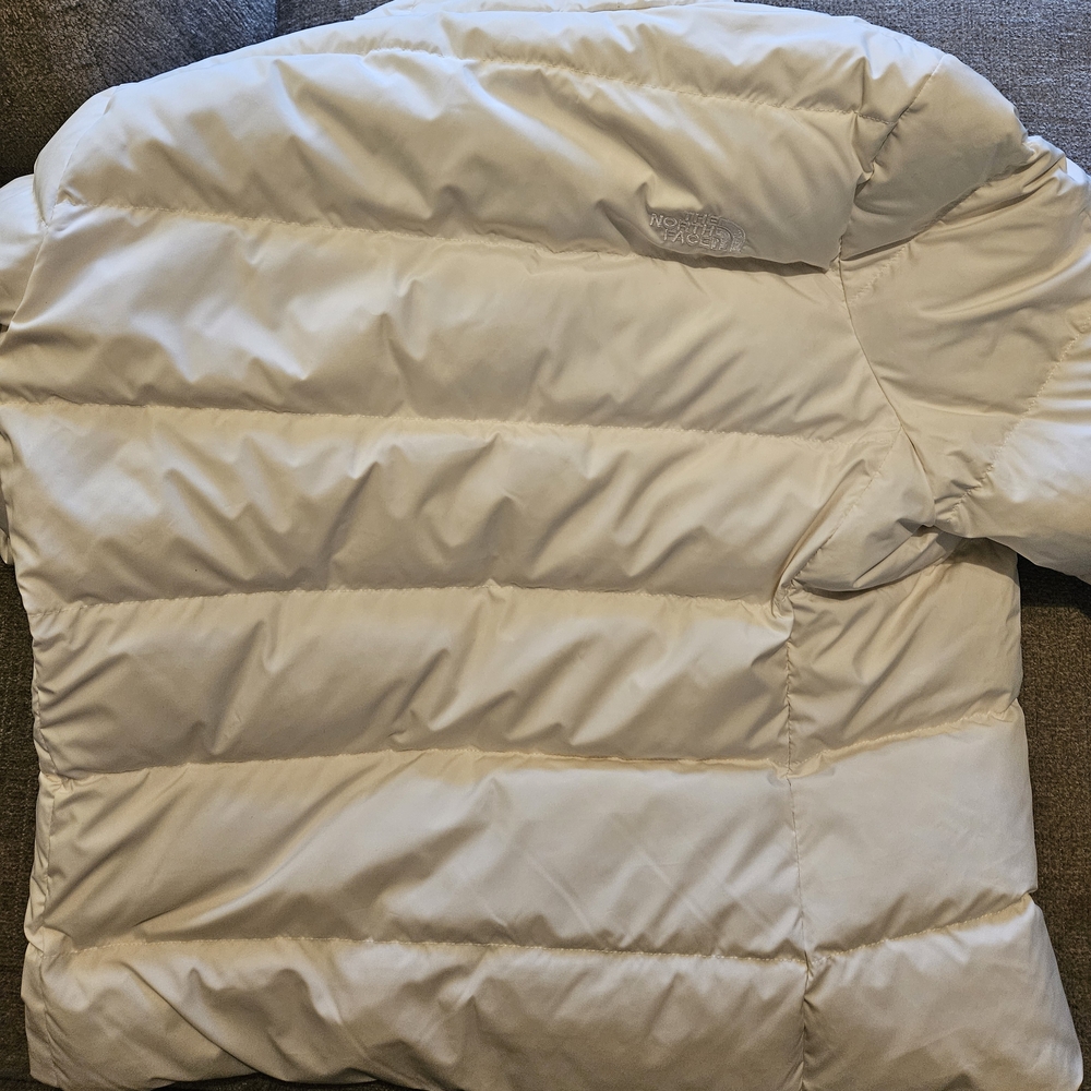 ☆New! The North Face Womens Puffer Coat And Beanie - Picture 4 of 11